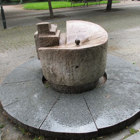 Kašna ve Smetanových sadech v Plzni