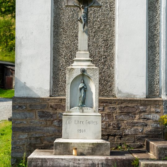 Wayside cross in Petříkov