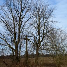 Křížek u pole severovýchodně od Čerazi