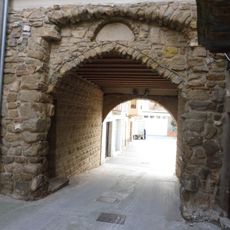 Porta al final del carrer de l'Església