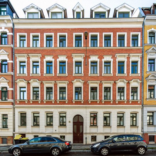 Etkar-André-Straße 13