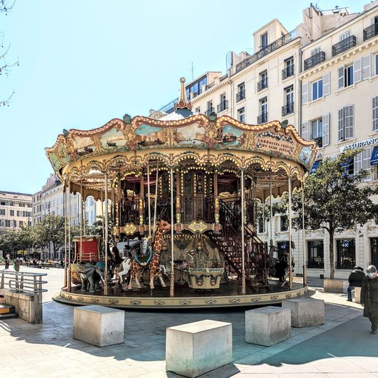 Grand Carrousel