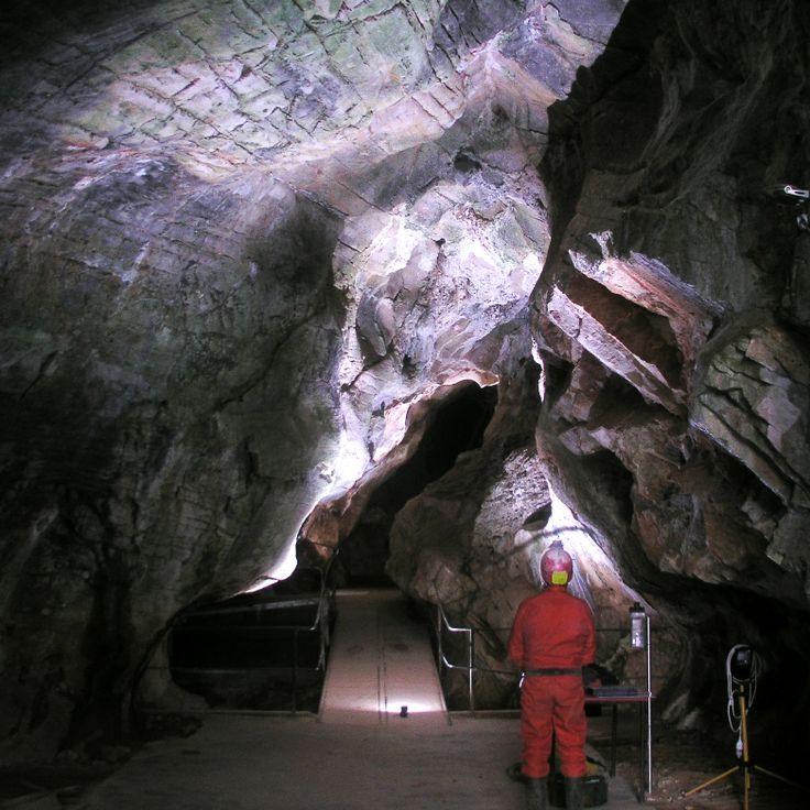 Höhle von Azé