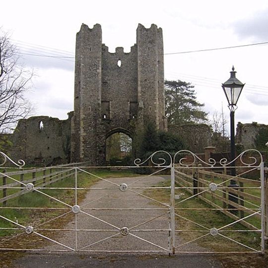 Mettingham Castle