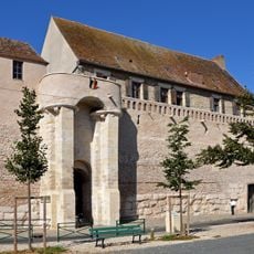 Tour de la Brèche in Sens
