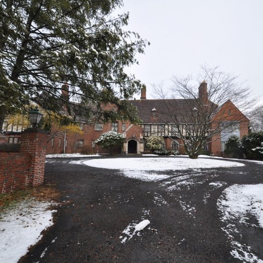 Copper Ledges and Chimney Crest