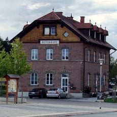 Station building at Rottenburg (Laaber) station