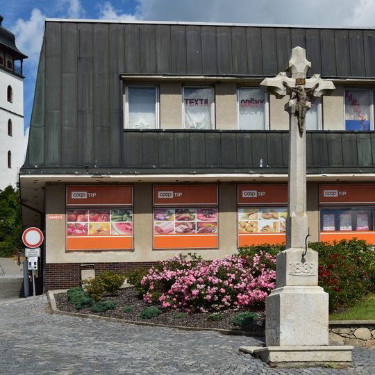 Kříž v Jistebnici na náměstí