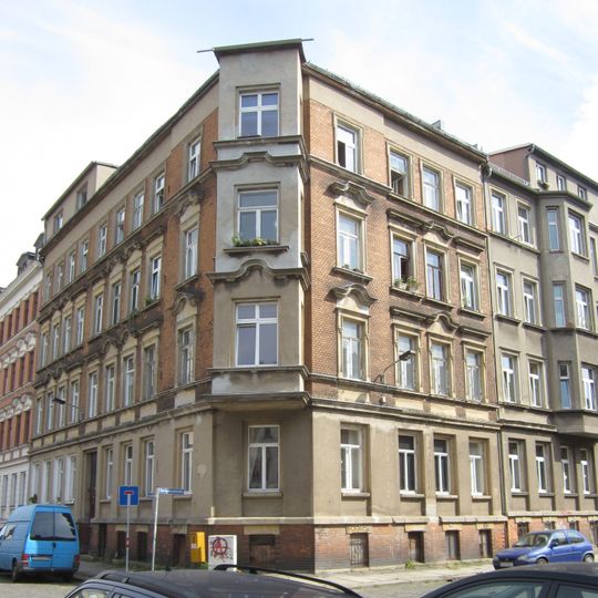 Miethaus Crusiusstraße 23