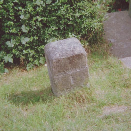 Milestone, Hartley village, by "Pleasant View"
