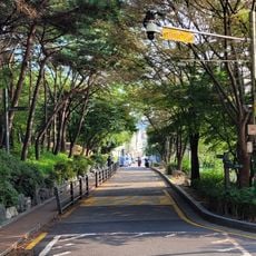 Ihwajang House, Seoul