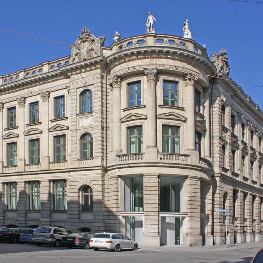 Kardinal-Faulhaber-Straße 1