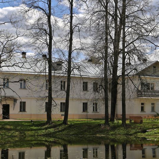 Корпус восточный )