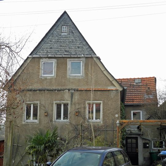 Wohnhaus in offener Bebauung Pfarrstraße 9