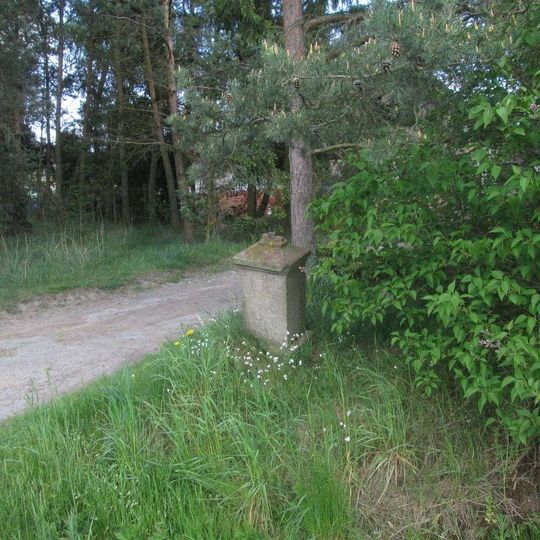 Kříž východně od Ostrova u Bezdružic