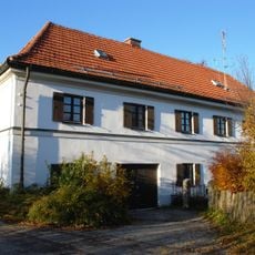 Ehemals Kuratenhaus, dann Pfarrhof