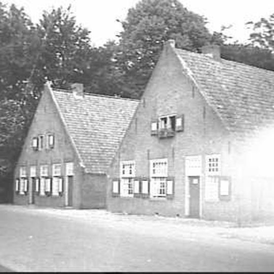 Landgoed Middachten: dienstwoning met schuur