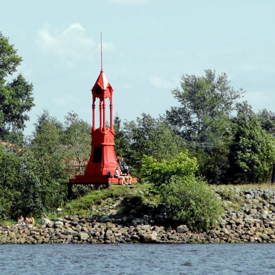 Красный маяк