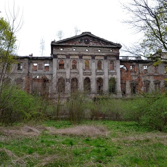 Palace and park complex in Sławików