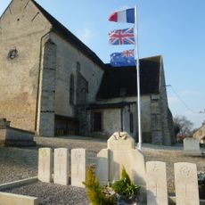 Avant-les-Marcilly Churchyard