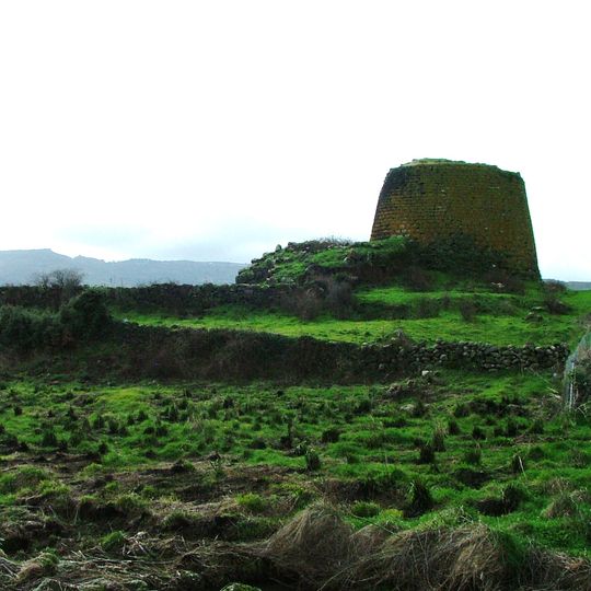 Nuraghe Oes