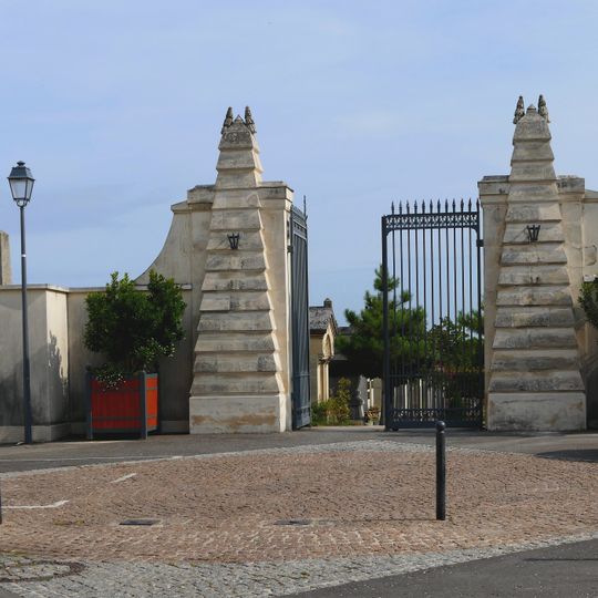 Cementerio de Longs Réages