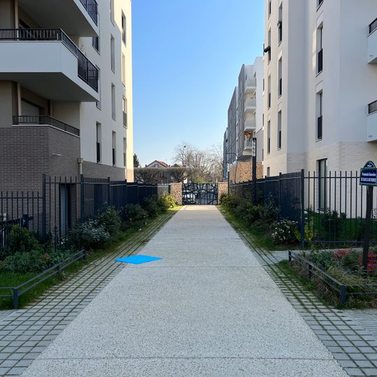 Promenade Geneviève-de-Gaulle-Anthonioz