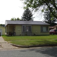 Einar and Alice Borton House