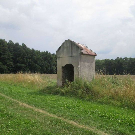 Kaplička východně od Katovic