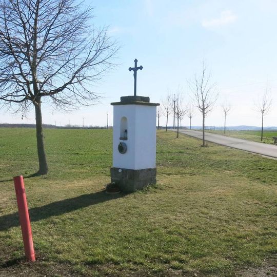 Kříž na rozcestí západně od Zálezlic