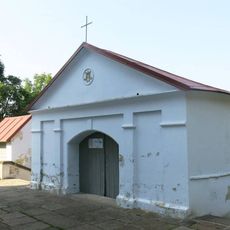 Kaple u kostela v Květnově