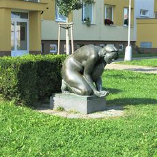Socha Voda - zdroj života u domu 1555 v sídlišti Žitenická v Čáslavi