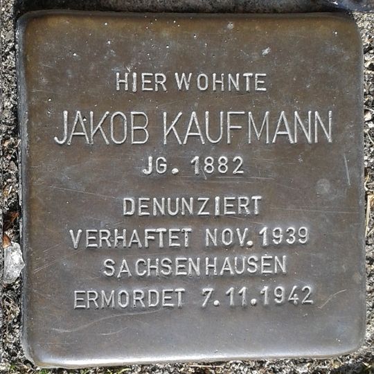 Stolperstein en memoria de Jakob Kaufmann