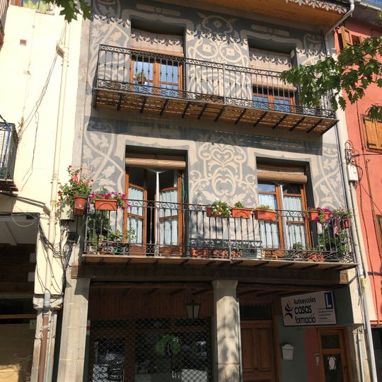 Building in plaça Cabrinetty, 6