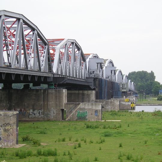 John S. Thompsonbrug