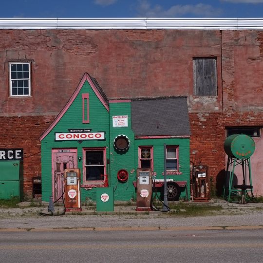 Allen's Fillin' Station