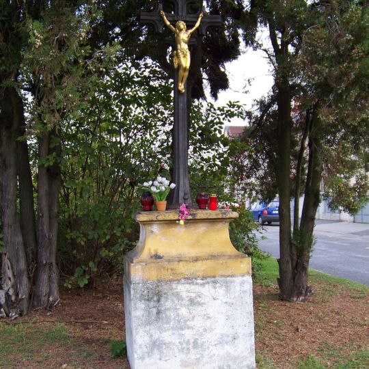 Pamětní kříž v Praze-Liboci, ul. U Hvězdy