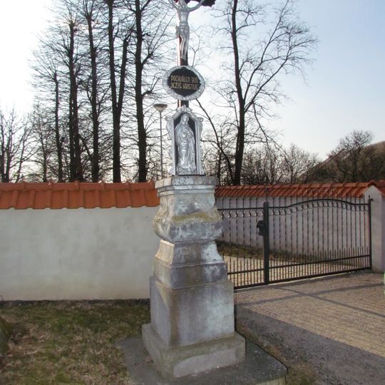 Wayside cross near Church of Saint Giles