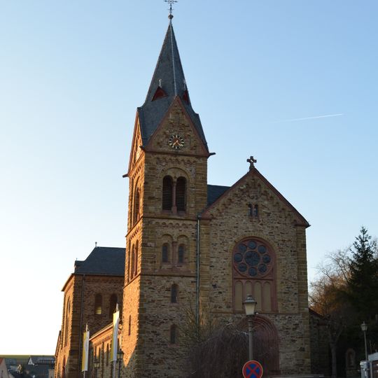 Kath. Pfarrkirche St. Petrus