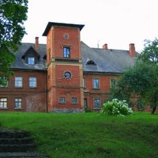 Gulbenes Sarkanā pils