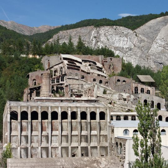 Antigua fábrica de Cemento Asland