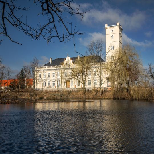 Palace in Jarząbkowice