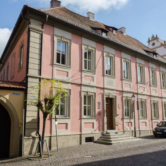 Ehemaliges Rentamtsgebäude und Wohnhaus, Elternhaus Friedrich Rückerts, jetzt Finanzamt