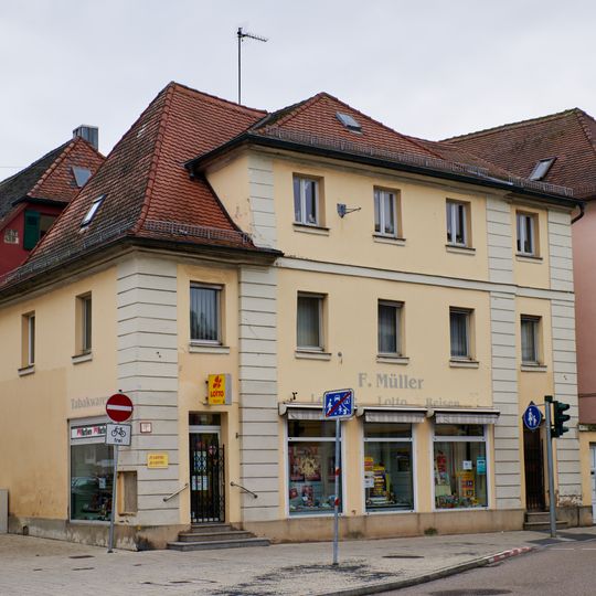 Maximilianstraße 19