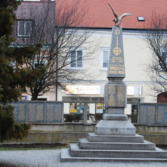 Kriegerdenkmal, Garten/Park