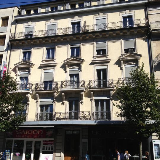 Genossenschaftswohnhaus Les Pilettes, Boulevard de Pérolles 4