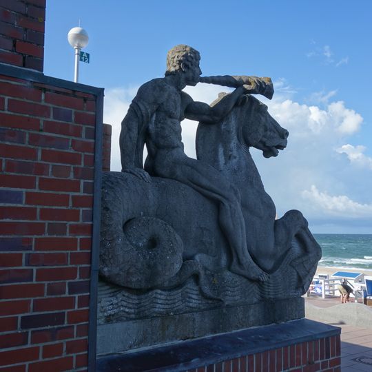 Westerland promenade sculpture
