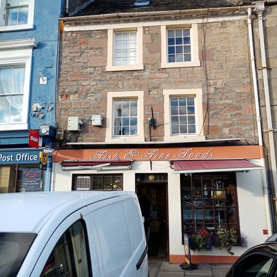 23, 27 Market Square, Duns