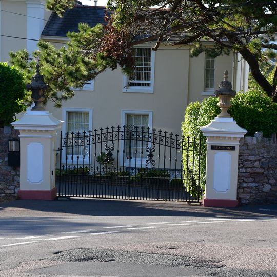 Gate Piers And Gate To Beaumont
