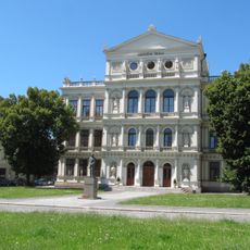 Budova bývalého gymnázia v Kroměříži